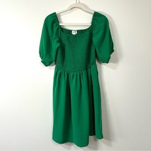 Top It Off | NWOT Kelly Green Puff Sleeve Smocked Bodice Chiffon Dress
